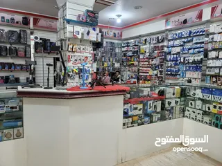  2 محل فتحتين الكترونيات. في شملان جولة فتح الرحمن  موقع المحل علا الجوله  بضبط