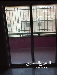  3 شقة سوبر ديلوكس فارغة للايجار الشهري في الشامية