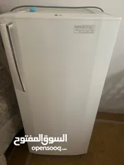  1 ثلاجة مكتب للبيع