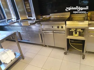  8 مطعم للبيع