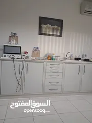  4 عيادة اسنان للبيع
