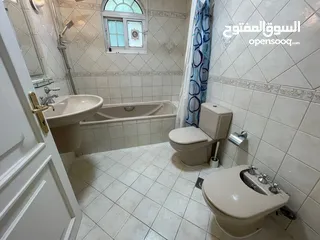  8 شقة للايجار في الصويفية ( Property 37234 )-175080992