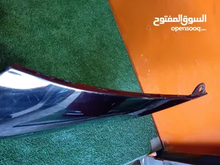 4 طمبون امامي تويوتا بريوس 2019-2022  Toyota Prius 2019/2022 طمبون امامي مستعمل اصلي لون اسود