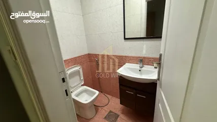  12 شقة مميزة للبيع في أرقى مناطق عبدون طابق أول 170م بسعر مميز / ref 9528
