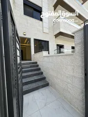  1 شقة ارضية/ 141م/مدخل مستقل/ موقف سيارة مستقل/ شفا بدران/ صرف صحي واصل