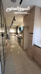  4 معرض للمطابخ مفروش بالكامل مع الاجهزه في شارع الاذاعه و التلفزيون مقابل سيفوق الجمله الطابق الثاني