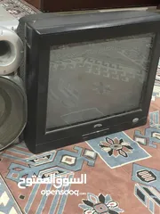  3 شاشه كمبيوتر وتسجيل