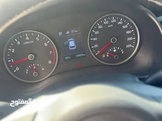  2 KIA STONIC 2020 فل إضافات بدون فتحة سقف