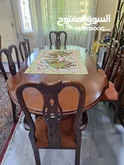  4 طقم كنب وطاوله سفره مع الكراسي للبيع