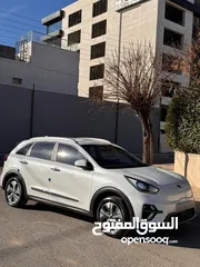  6 (قابل للبدل )كيا نيرو 2021 فل كامل ما عدا الفتحة كهرباء بالكامل