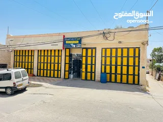  11 منزل مستقل للبيع في مدينة يطا   يصلح تحويله الى مركز طوارئ او كلية او غيرها