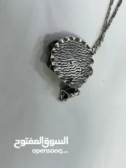  3 ‎السنسال الفضي الإيطالي عيار *925* مع التعليقة الفضية بحجر *اللابرادوريت التركي* بوزن *21.77