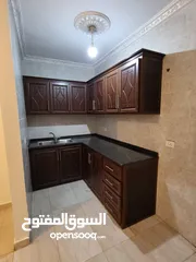  9 شقق سكنية فارغ ومفروش للطالبات