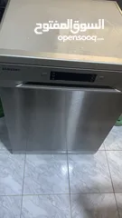  3 جلاي سامسونج شبه جديد مع طاوله سفره