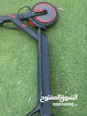  7 سكوتر شاومي كهربائي  المواصفات:  ثلاث وضعيات قيادة:  Eco Mode:  السرعة: 10 كم/ساعة  ا