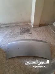  5 غطاء خلفي بدون فصالات وزرفيل، سيارة نيسان صني 2011