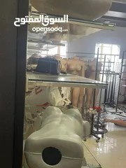 9 فاترينت وملكانات وستاندات ورفوف للبيع في نابلس