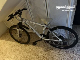  1 بسكليت 26 للبيع