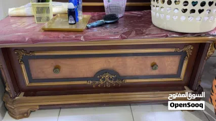  2 مرايا كبيره ممتازه لزينة البيت