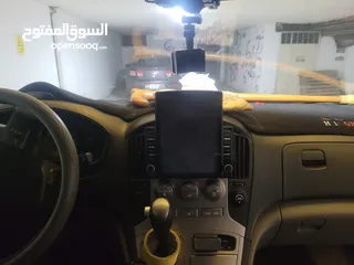  11 باص هيونداي H1  بسعر مميز
