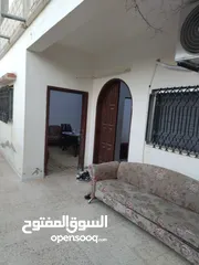  7 بيت للبيع السخنة