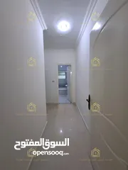  20 شقة فارغة - الرابية - 4نوم - 225م - حديقة - قرب الخدمات العامة - موقع هادئ ومميز