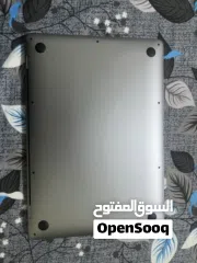  2 Apple Macbook Air 2020 13 inch very good condition