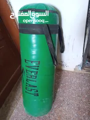  1 كيس ملاكمه