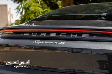  18 Porsche Taycan 4S Awd  2021