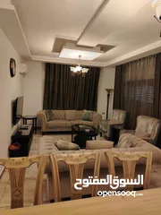  1 شقة فاخرة شبه جديدة للإيجار