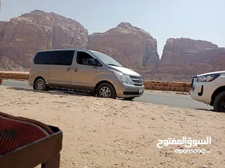  12 باص توصيل7 ركاب رحلات  استقبال من وإلى المطار جسر الشيخ حسين ،. Minivan recei