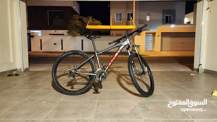  3 TREK MARLEY 4