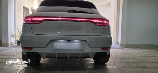  11 Porsche macan 2019  رمادي فاتح  وارد الوكاله مالك واحد   مواصفات خاصه ...مالك واحد  بسعر مميز