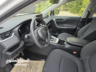  16 تويوتا راف فور 2023 بحالة الوكالة بسعر مغري جدا
