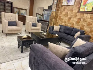  1 طقم كنب مع طاولات فخم جدا
