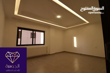  7 شقة طابق اول فخمه ومميزة جديدة لم تسكن لقطه وبسعر مغري جداااا عرض خاص ع اخر شقة أرقى مناطق خلدا