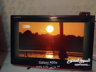  2 شاشة 42 lcd بحالة جيدة جدا