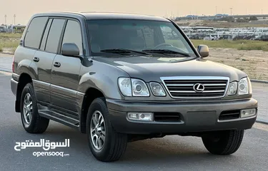  3 Lexus lx470 model 2000 American