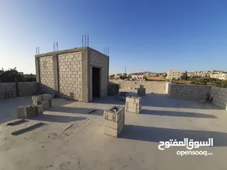  4 بيت مستقل عظم واجهة حجر مميز للبيع في بيت راس