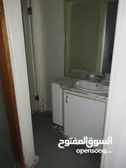  10 شقة استثمارية للبيع