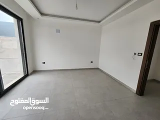  4 شقة مع روف دوبلكس للبيع في منطقة الظهير - ref : 14490