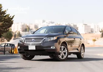  1 لكزس RX450h 2010