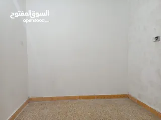  3 شقة سكنية للإيجار في حي الكفاءات