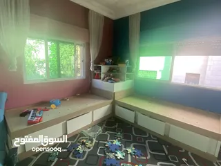  1 باقي عفش منزل للبيع بسبب الرحيل