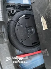  7 سيت ليون اصل الماني مميزه فل اضافات عدا فتحه جير عادي