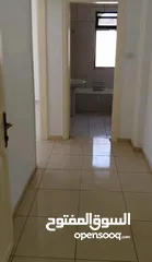  4 شقة فارغة - عرجان - 3نوم 1ماستر - 200م