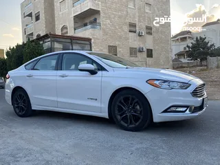  7 FORD FUSION SE SPORT 2018