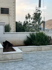  3 عماره طابقين للبيع تشطيب ديلوكس عمر البناء 5سنوات