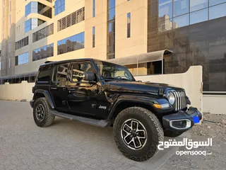  3 Well maintained JEEP WRANGLER SAHARA 2020