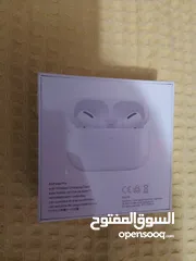  2 AirPods Pro Apple